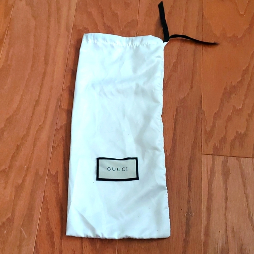 Dust bag
